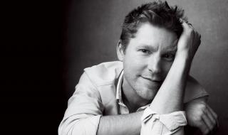 babaoshen是巴宝莉吗 christopherbailey