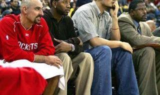 09年火箭对战湖人冠军是哪一个队 09年火箭对湖人的比分